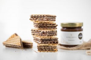 Detail na domáce oblátky a v pozadí Slowtella