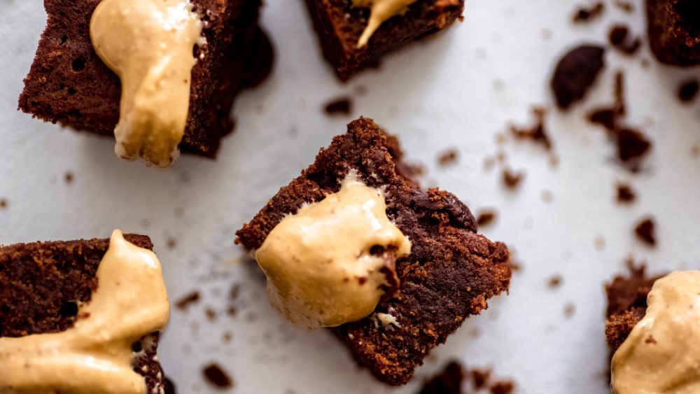 mini brownies s mandľovým maslom